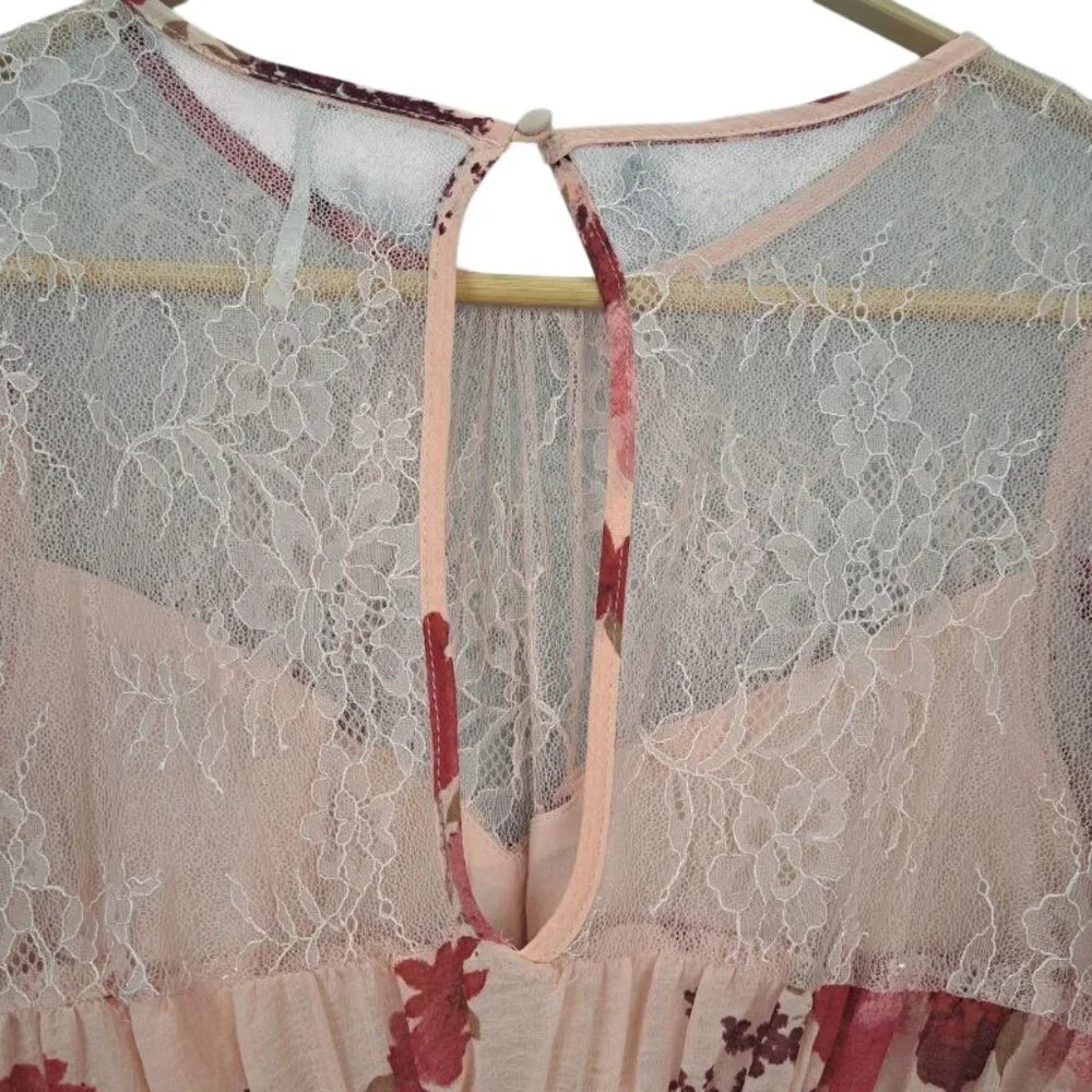 Free People Daphne Floral Lace Smocked Crop Top Romantic Combo Size M